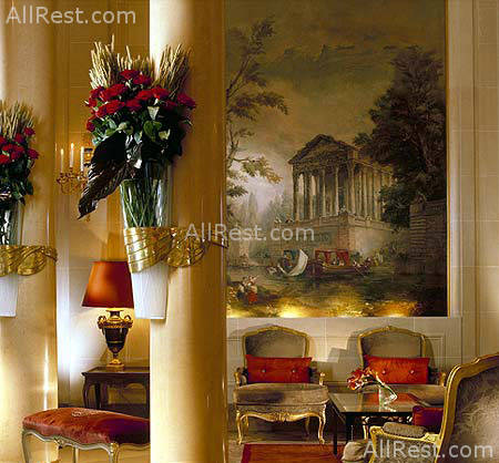 Hotel Plaza Athenee 8